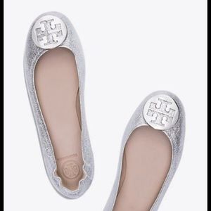 Tory Burch Reva Crackled Silver flats size 6
